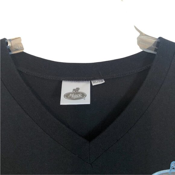 Mack Mens Black V Neck T Shirt  Mens XLg - Picture 3 of 10